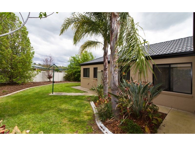 11 Dalton Avenue, Wodonga VIC 3690