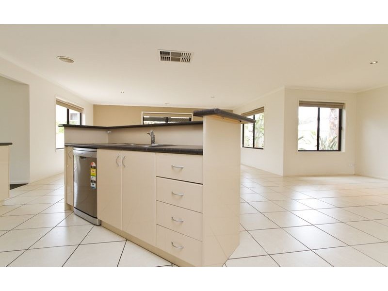 11 Dalton Avenue, Wodonga VIC 3690