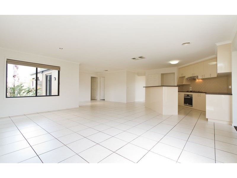 11 Dalton Avenue, Wodonga VIC 3690