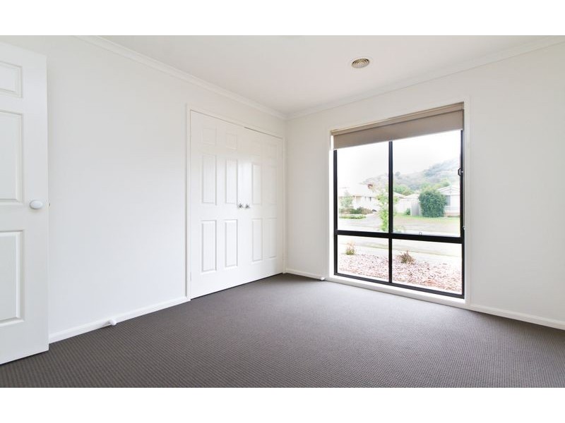 11 Dalton Avenue, Wodonga VIC 3690