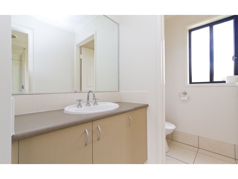 11 Dalton Avenue, Wodonga VIC 3690