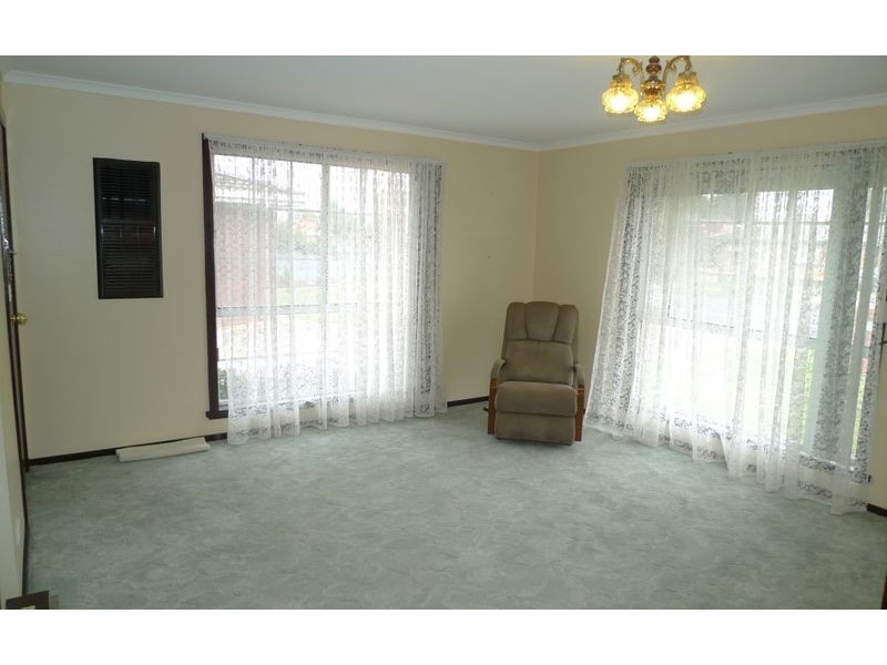 1/410 Kotthoff Street, Lavington NSW 2641