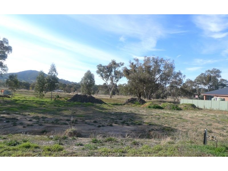 Lot 4 Of 2 Vickers Road, Lavington NSW 2641