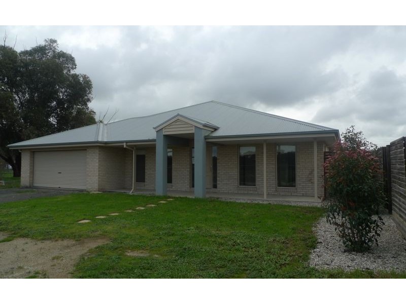 2&6 High Street, Chiltern VIC 3683