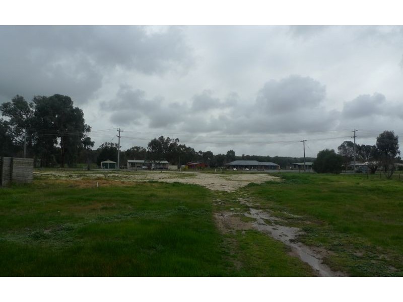 2&6 High Street, Chiltern VIC 3683