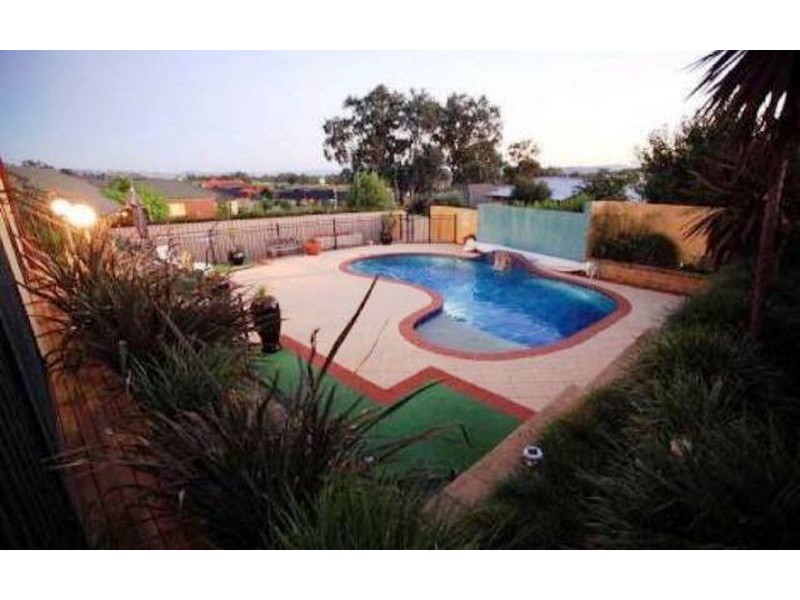 24 Kirkpatrick Court, Albury NSW 2640