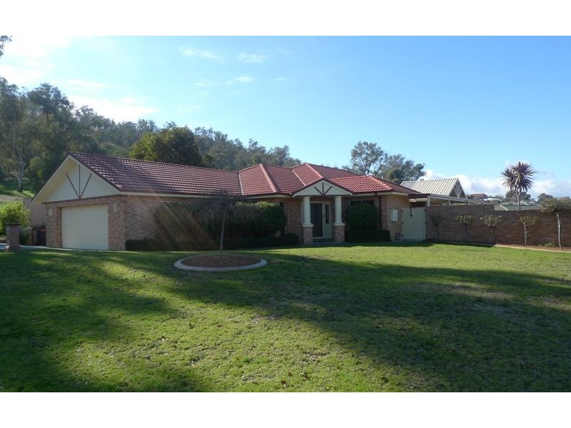 24 Kirkpatrick Court, Albury NSW 2640