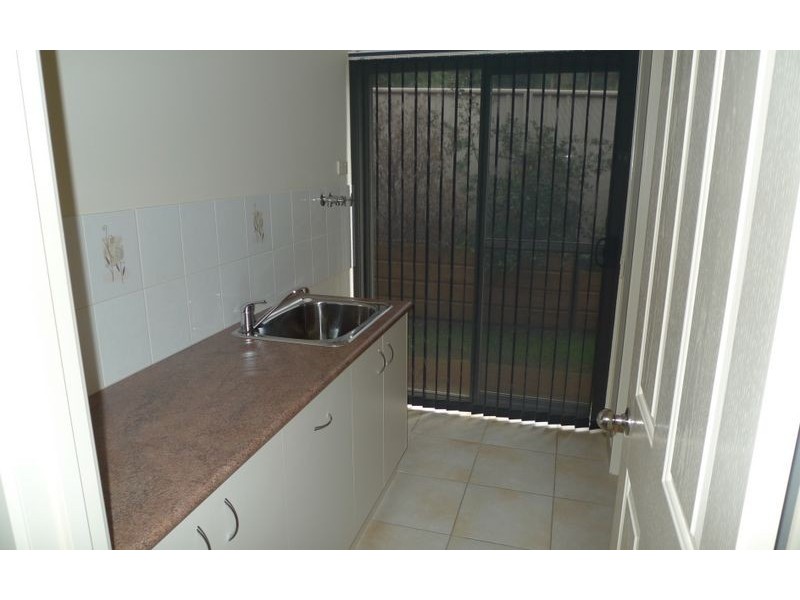 24 Kirkpatrick Court, Albury NSW 2640