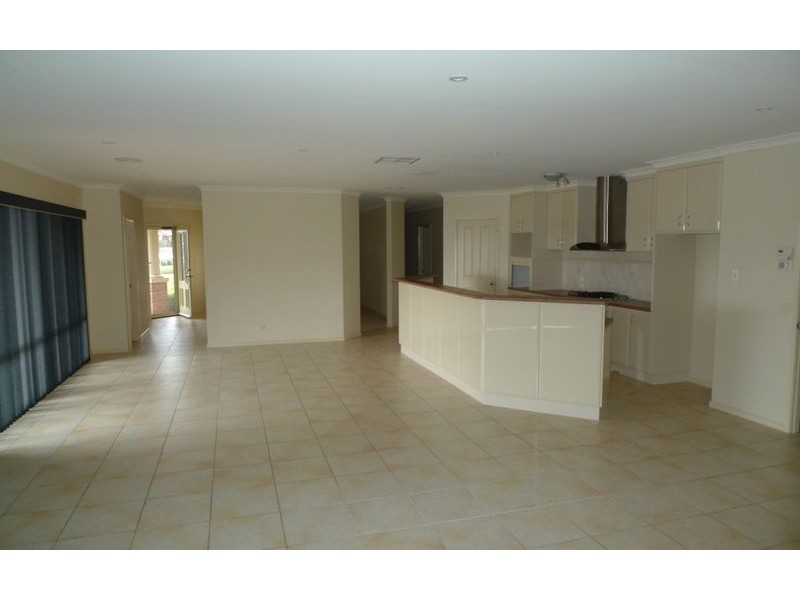 24 Kirkpatrick Court, Albury NSW 2640