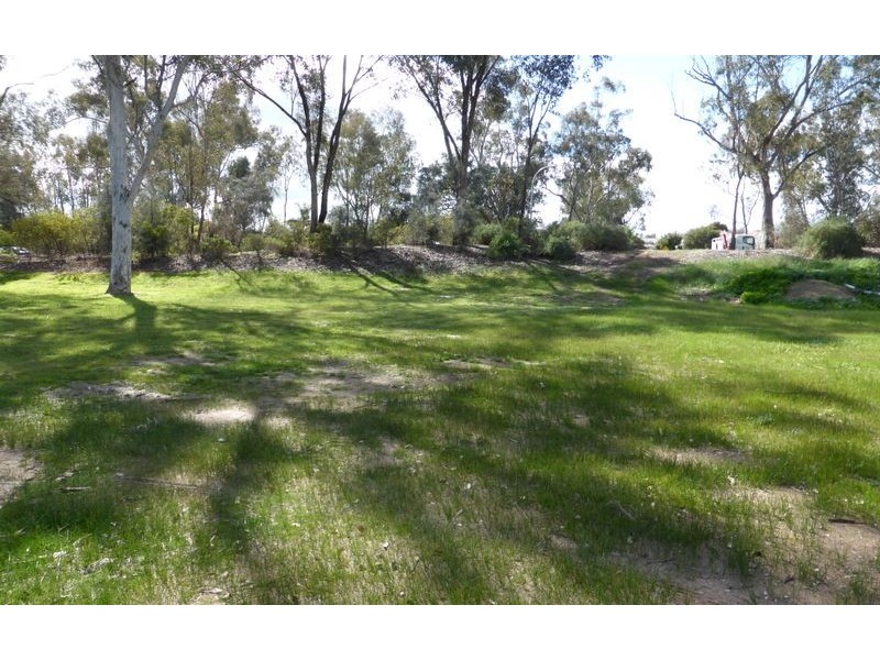 5 Mimosa Court, Thurgoona NSW 2640