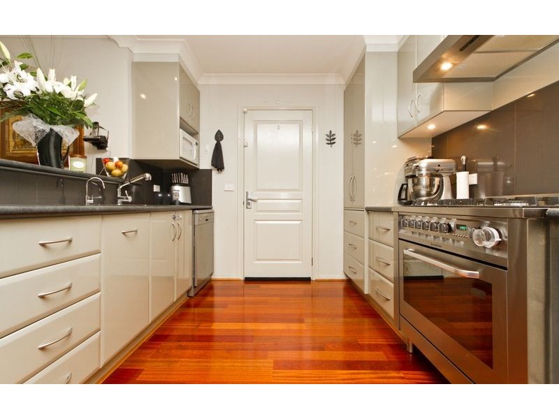 24 Squirrel Glider Drive, Thurgoona NSW 2640