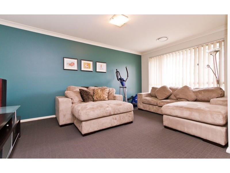 24 Squirrel Glider Drive, Thurgoona NSW 2640