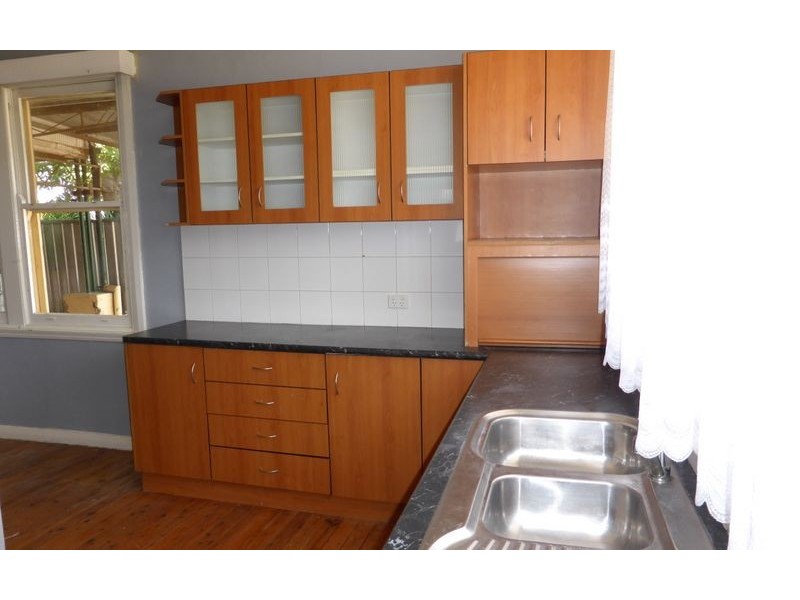 2 Queen Street, Culcairn NSW 2660