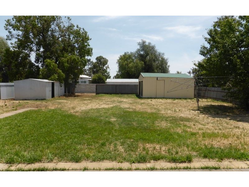 2 Queen Street, Culcairn NSW 2660