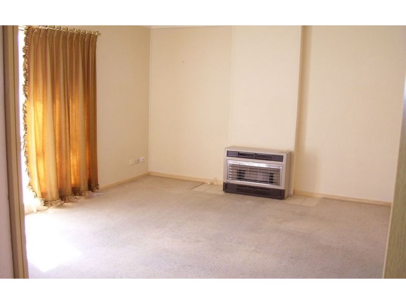 1/610 Prune Street, Lavington NSW 2641