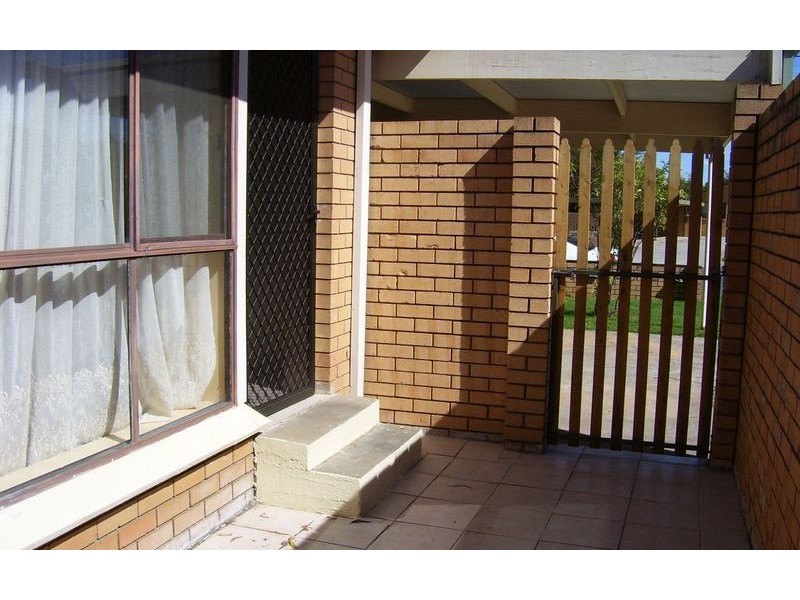 1/610 Prune Street, Lavington NSW 2641