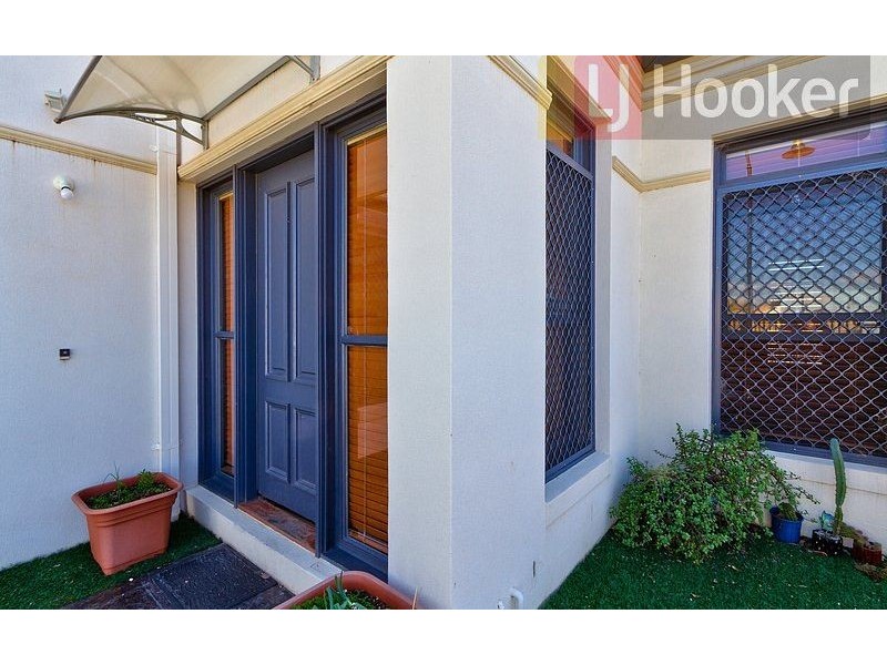 20 Golden Way, Albury NSW 2640