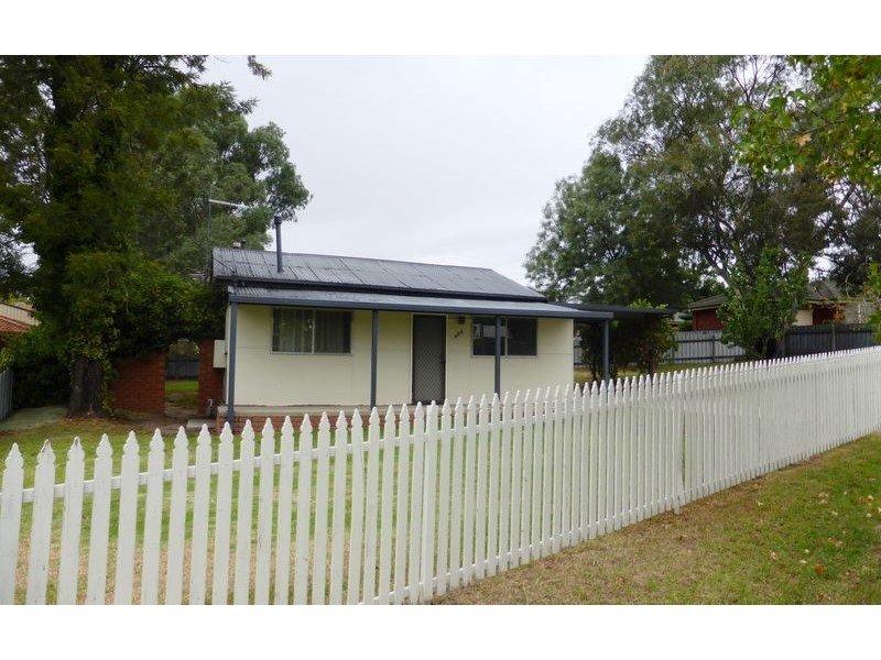 430 Solomon Street, Albury NSW 2640