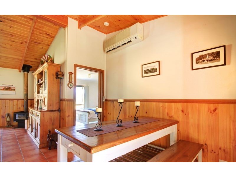 580 Redbank-Mongans Road, Mount Beauty VIC 3699