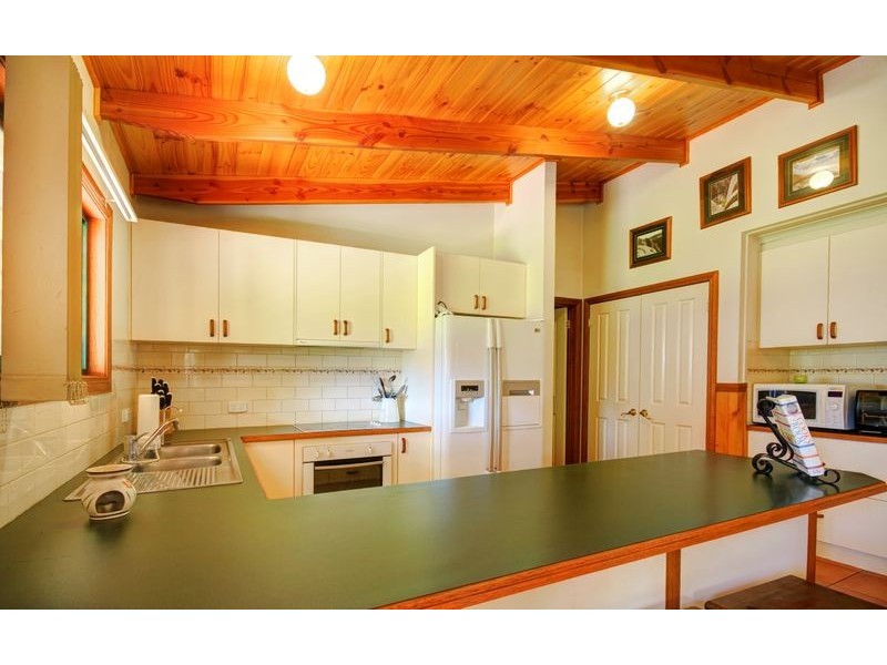 580 Redbank-Mongans Road, Mount Beauty VIC 3699