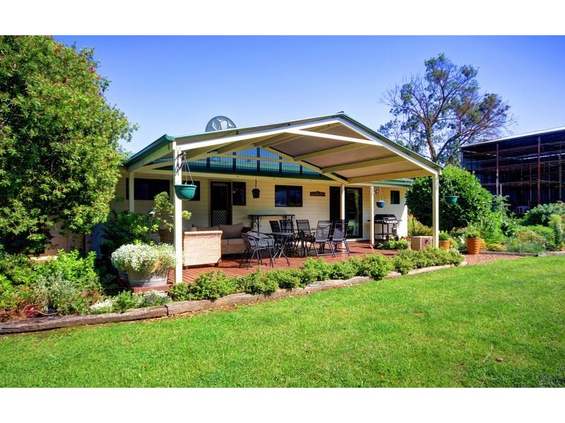 580 Redbank-Mongans Road, Mount Beauty VIC 3699