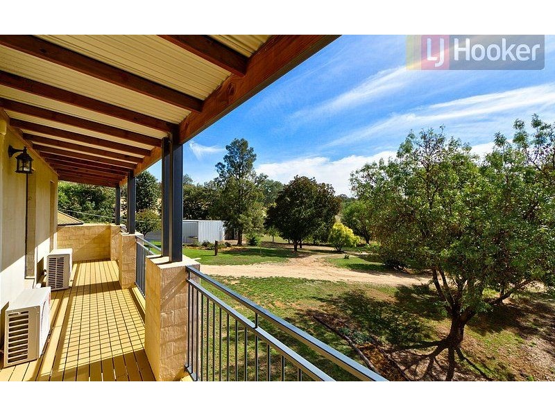 220 Sweetwater Road, Mullengandra NSW 2644
