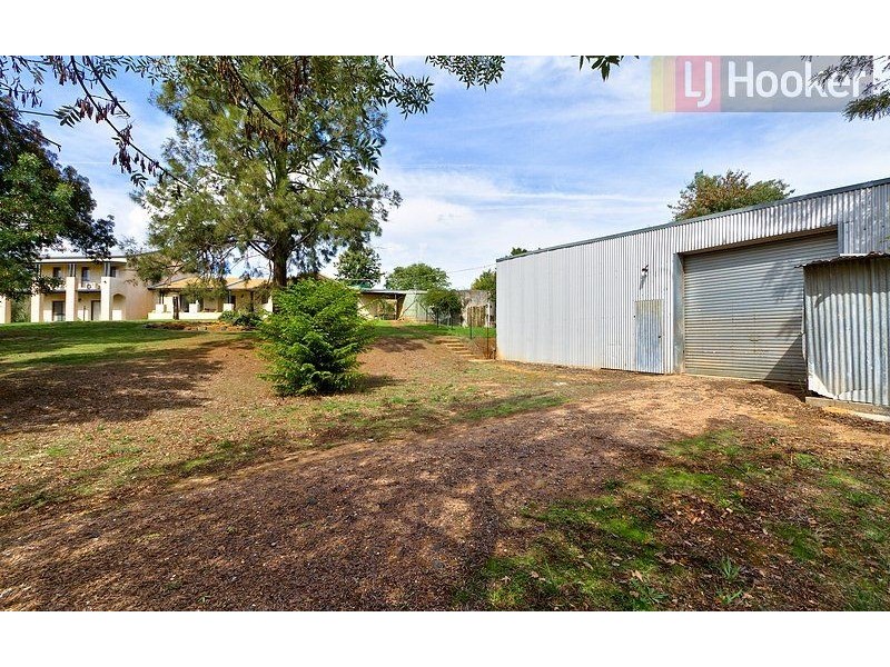 220 Sweetwater Road, Mullengandra NSW 2644