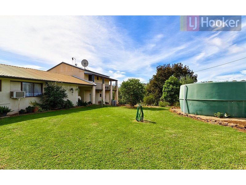 220 Sweetwater Road, Mullengandra NSW 2644