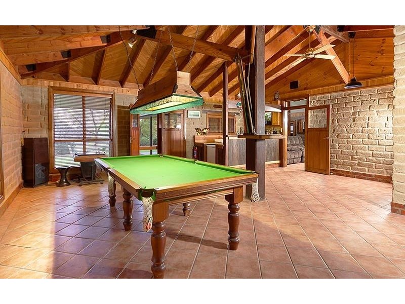 889 Lake Road, Albury NSW 2640