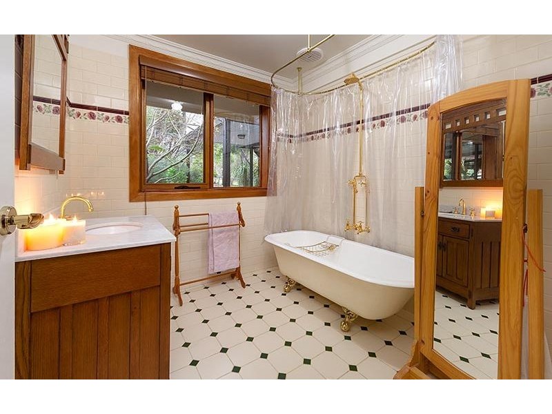 889 Lake Road, Albury NSW 2640