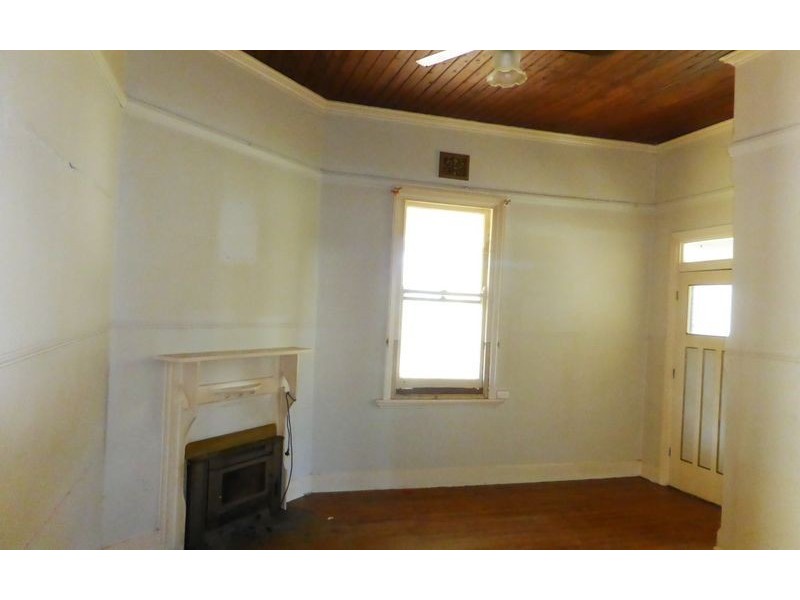 8 Wattle Street, Culcairn NSW 2660