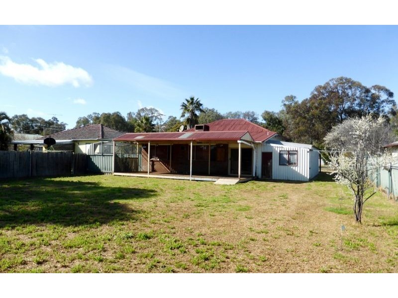 10 Wattle Street, Culcairn NSW 2660