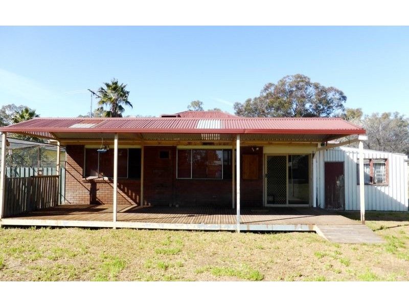 10 Wattle Street, Culcairn NSW 2660