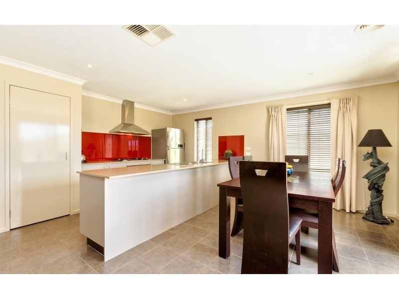 106 Pioneer Drive, Jindera NSW 2642