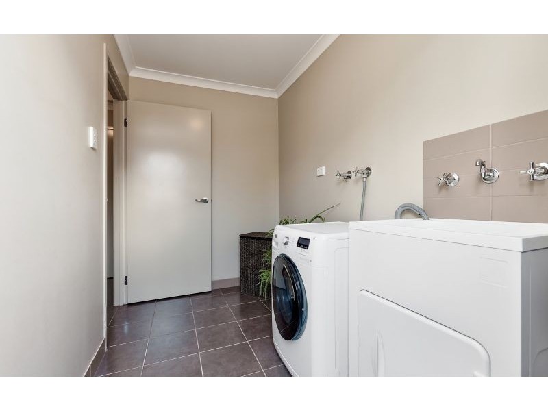 106 Pioneer Drive, Jindera NSW 2642