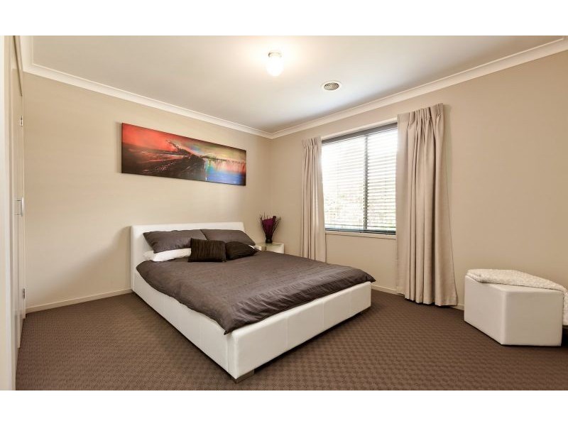 106 Pioneer Drive, Jindera NSW 2642