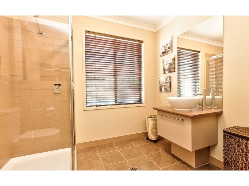 106 Pioneer Drive, Jindera NSW 2642