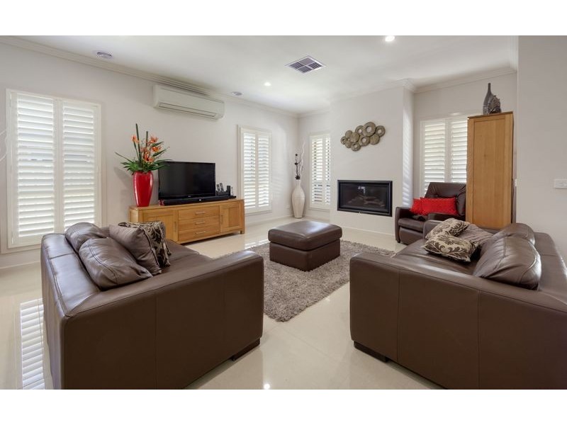 34 Oxford Drive, Thurgoona NSW 2640