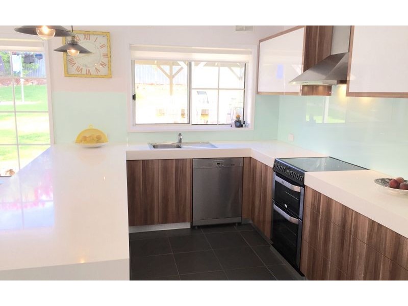 323 Weidner Crescent, East Albury NSW 2640