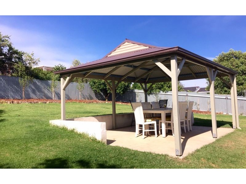 323 Weidner Crescent, East Albury NSW 2640