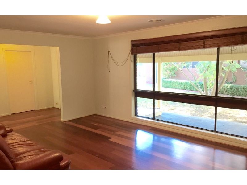 2 Nigel Court, North Albury NSW 2640