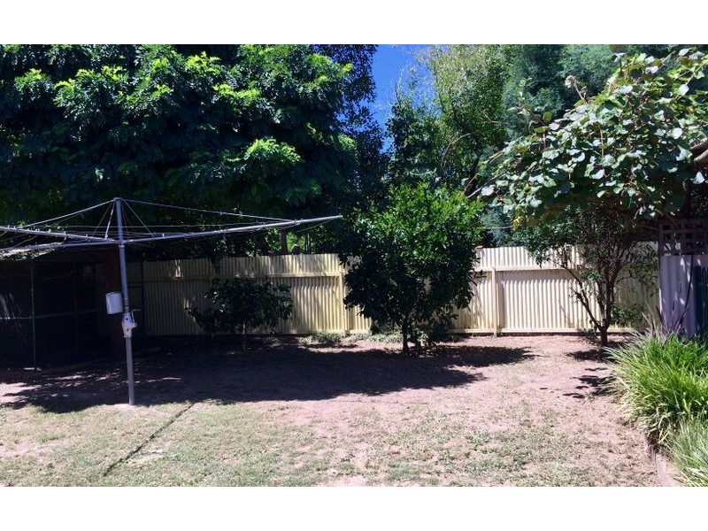 2 Nigel Court, North Albury NSW 2640