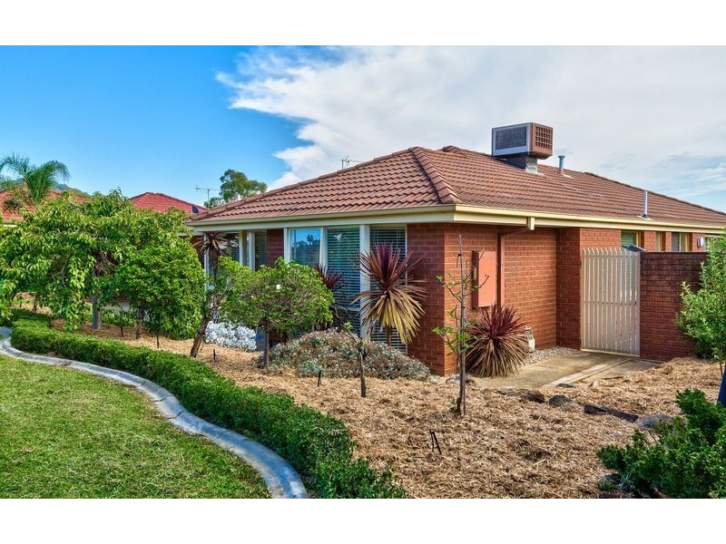 16 Billy Hughes Court, Wodonga VIC 3690