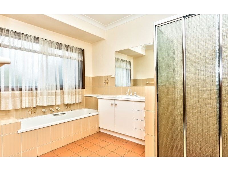 2 Whenby Court, Wodonga VIC 3690