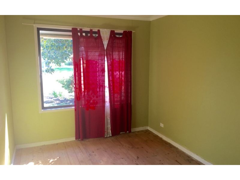 182 Kennedy Street, Howlong NSW 2643