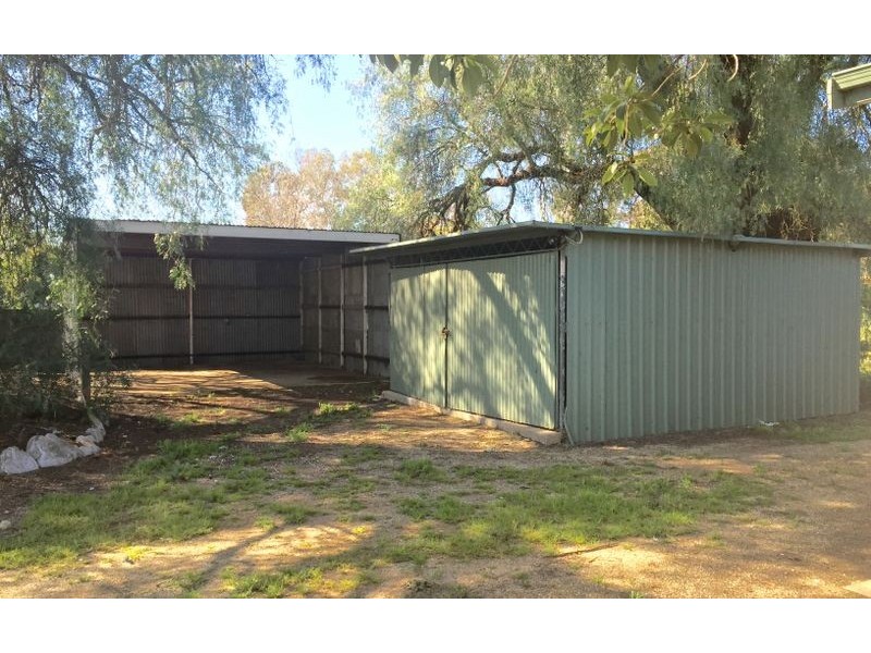 182 Kennedy Street, Howlong NSW 2643