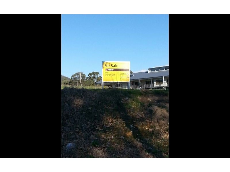 15 Scales Street, Dartmouth VIC 3701