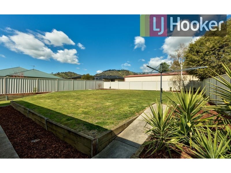 42 Milos Boulevard, Wodonga VIC 3690