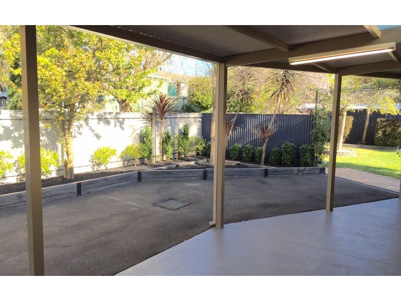 573 Noorla Place, Lavington NSW 2641