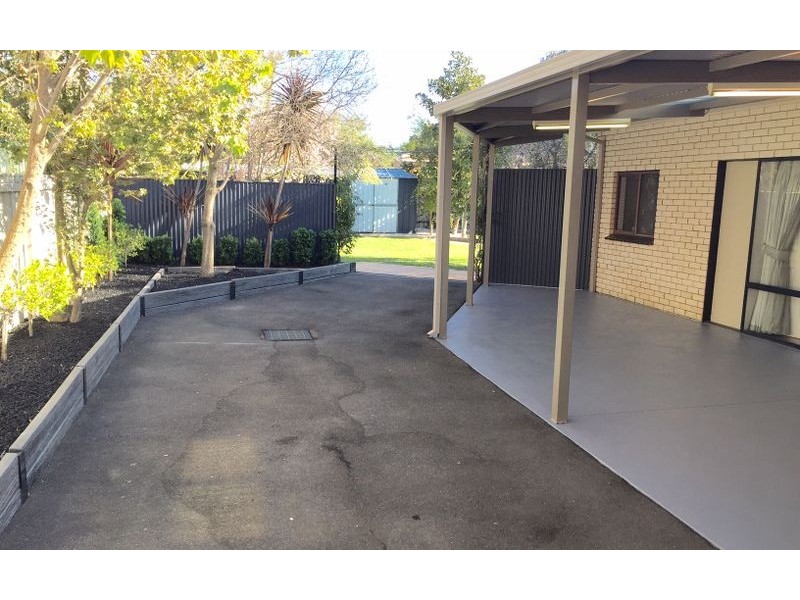 573 Noorla Place, Lavington NSW 2641